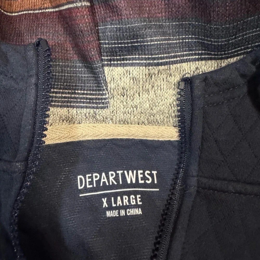 NWOT Departwest Men’s Quilted Quarter-Zip Hoodie - Navy & Cream Size XL